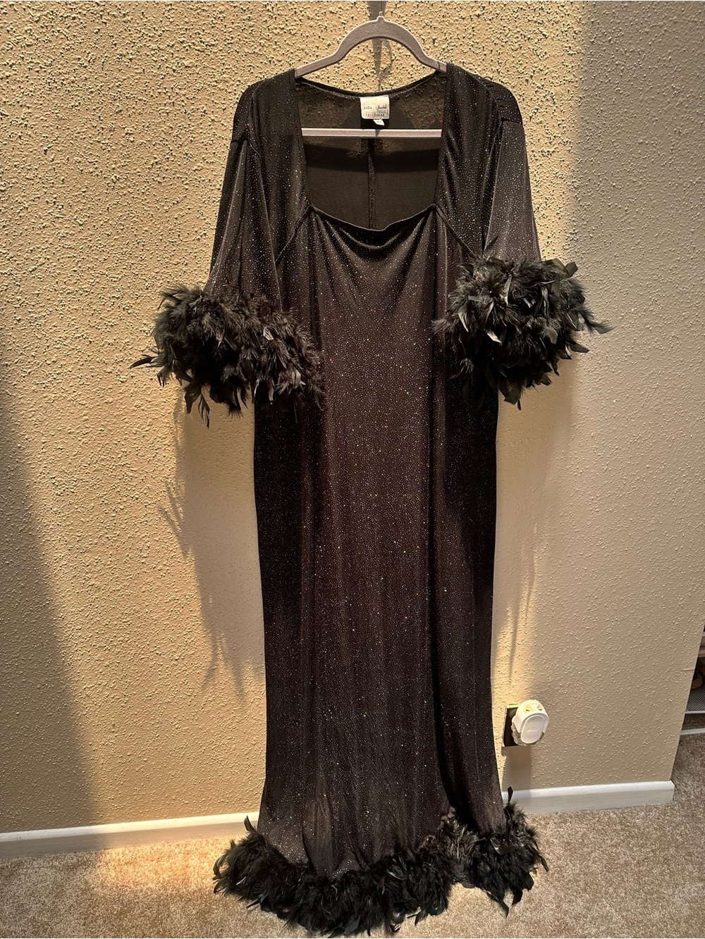 VTG 2X Black Sequin Feather Trim Maxi Dress Flare Sleeve Glam Witchy Whimsigoth